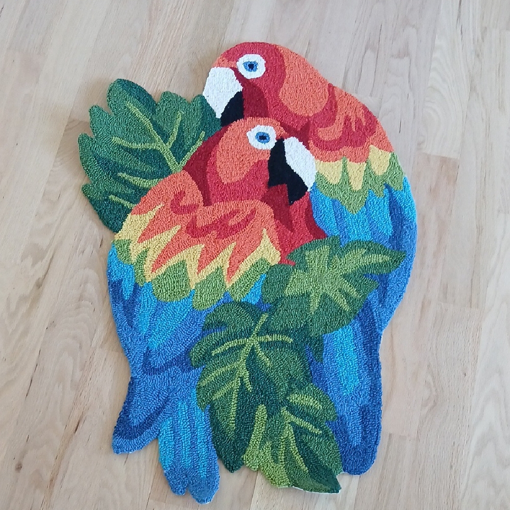 Macaws Tropical Birds Tufted Loop Pile Throw Rug 3/8" Thick 36" x 24"